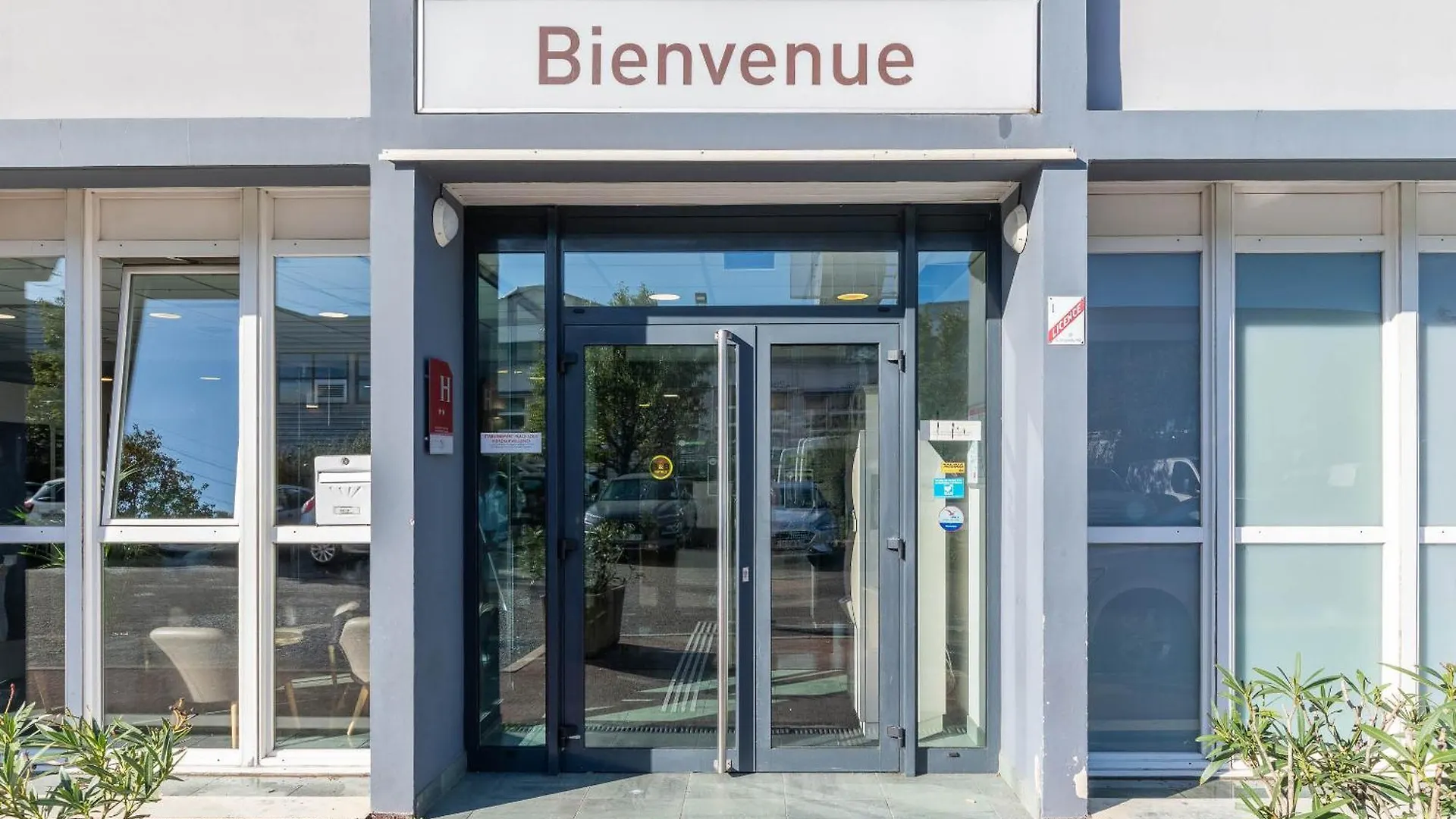 B&B HOTEL Lyon Vénissieux 2*,  France