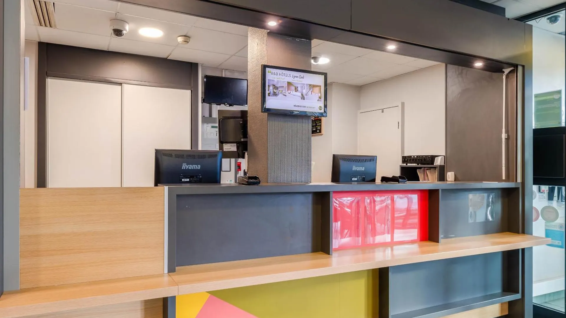 B&B HOTEL Lyon Vénissieux